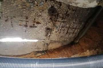 El extremo sur del paseo de Salinetas se desfonda por la falta de cuidados (Foto TA)